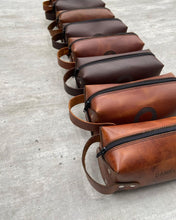 Load image into Gallery viewer, LEATHER TRAVEL DOP