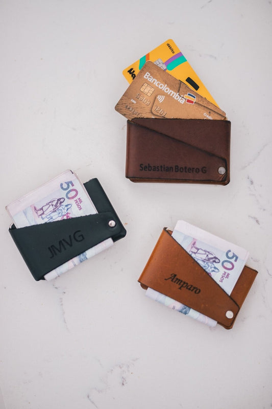 Billetera de cuero personalizada (2x1)