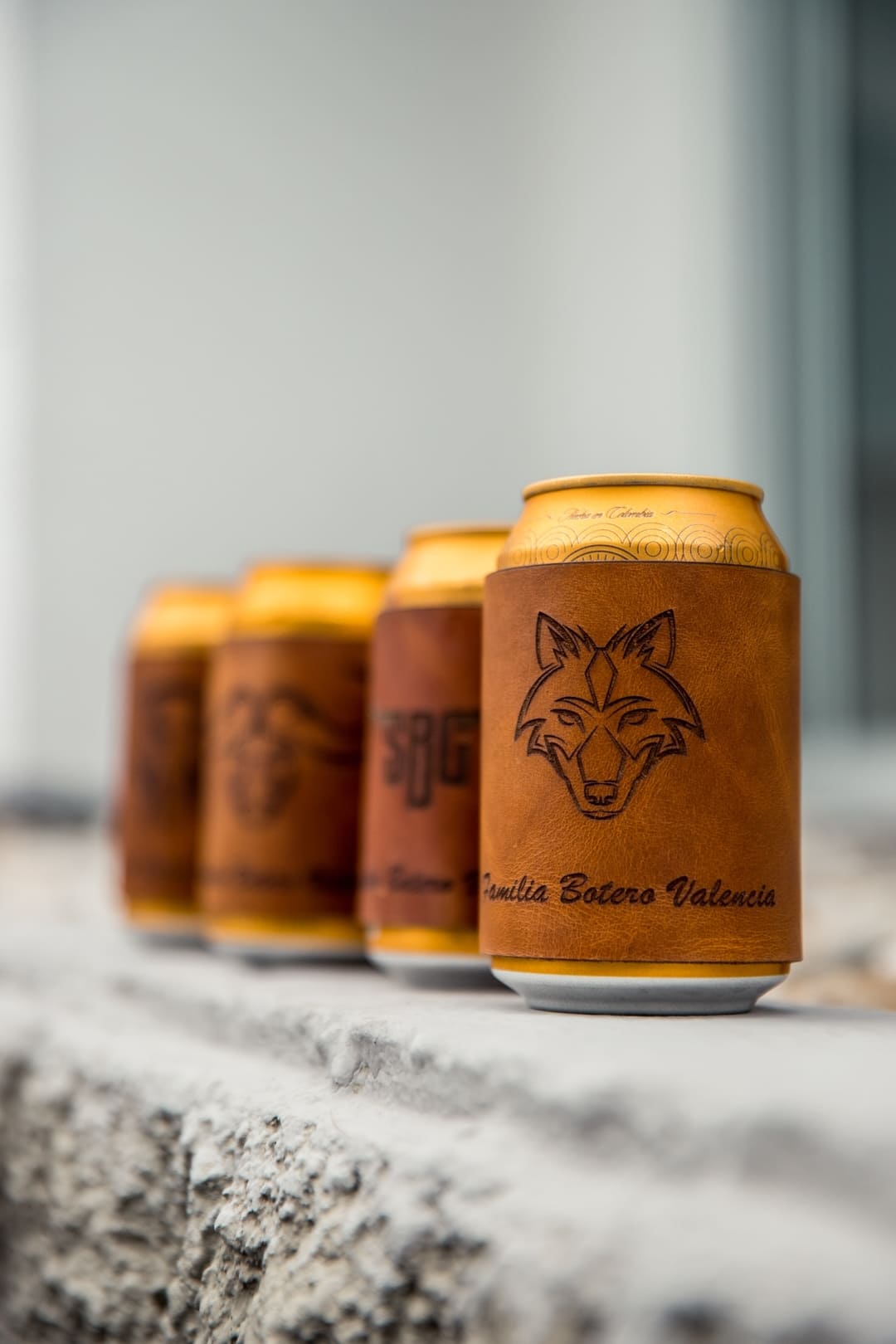 Forro de cuero para latas, personalizado