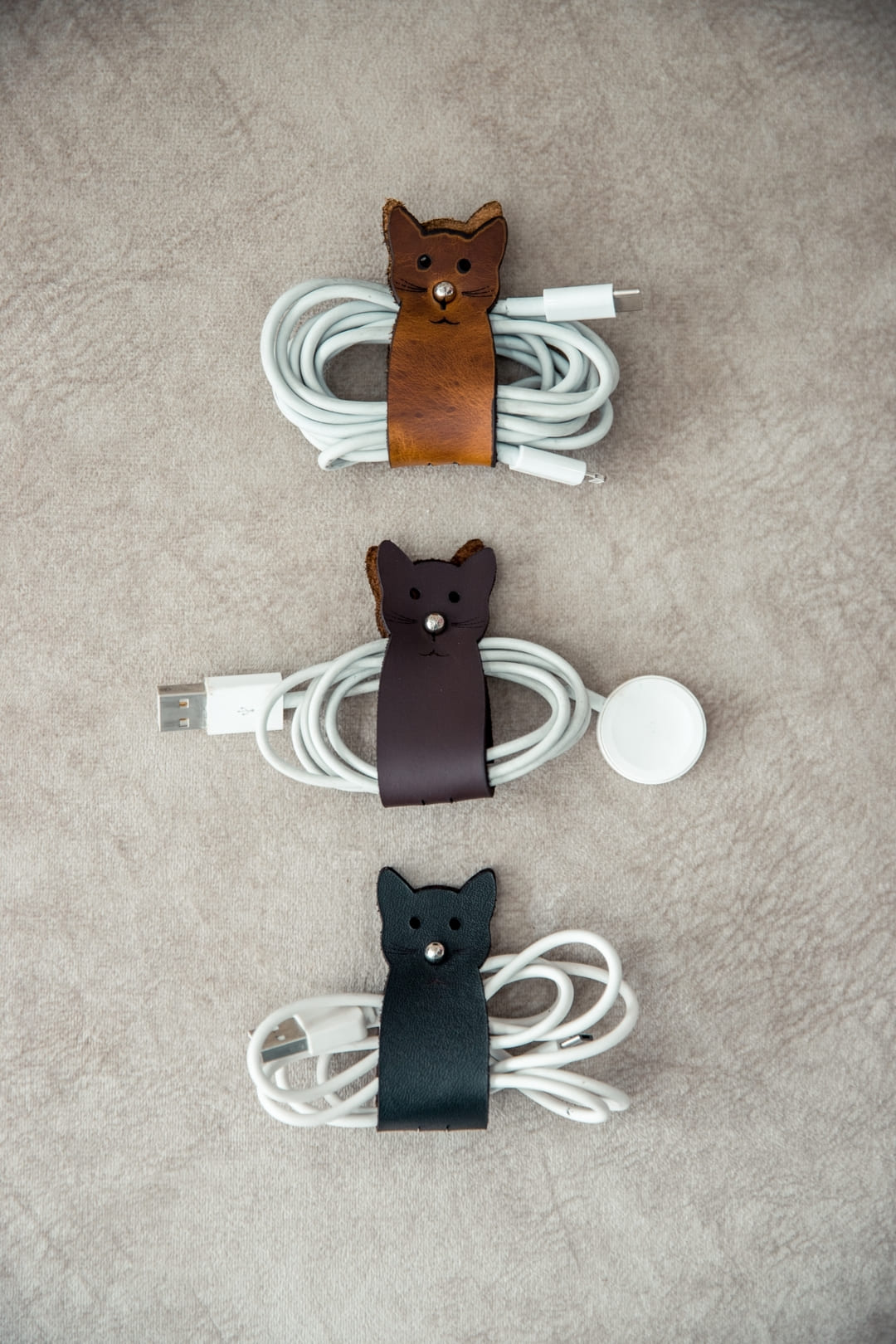 Organizadores de cable en cuero (x3)